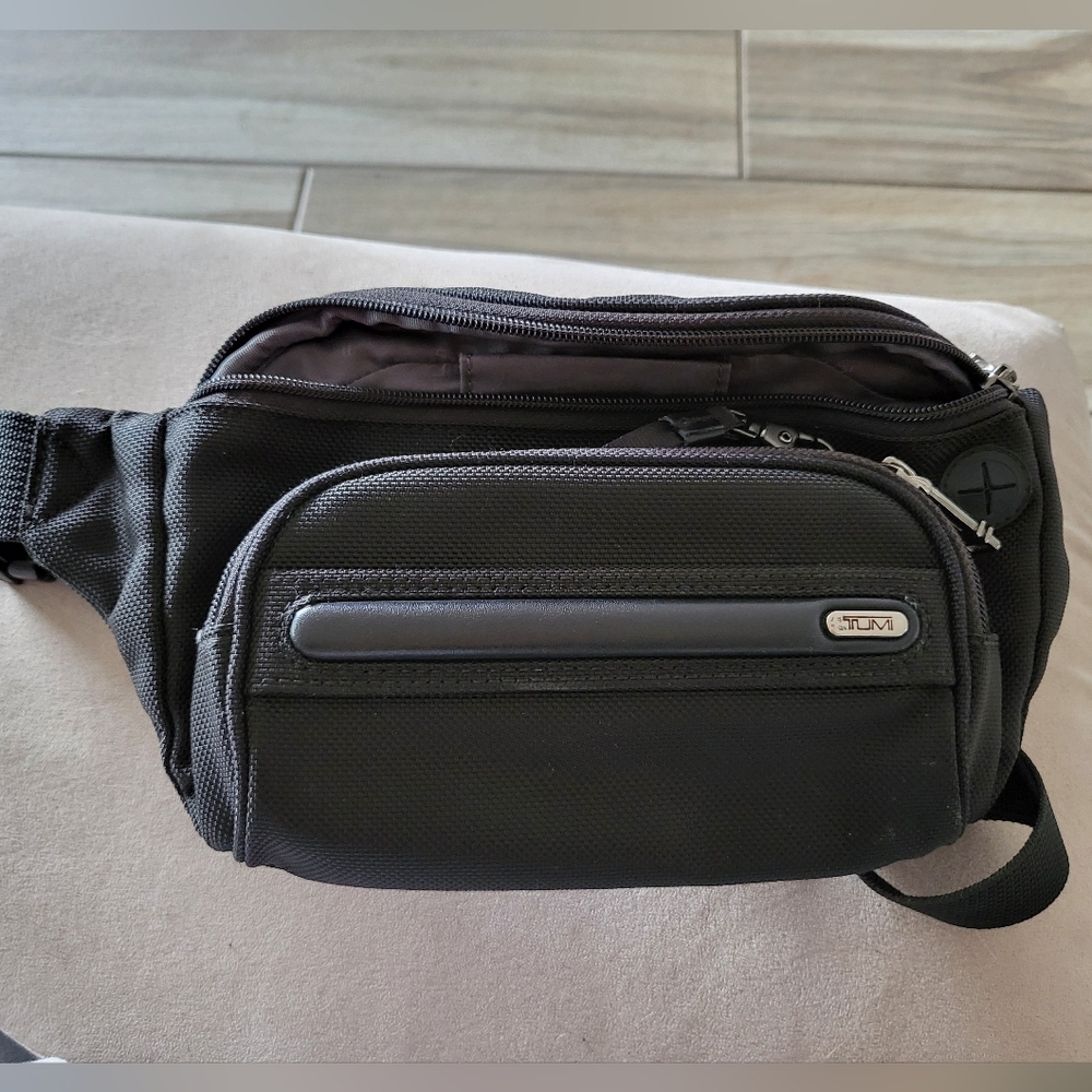 Tumi Fanny/Hip Pack